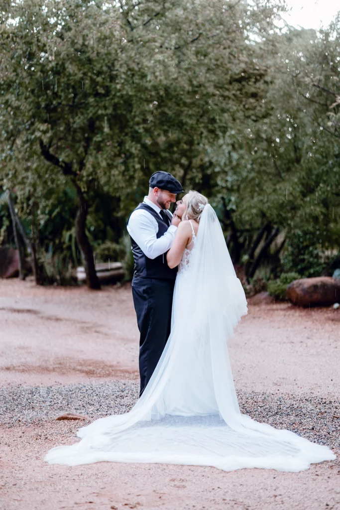 featherwood-farm-wedding-bride-and-groom-outside-1