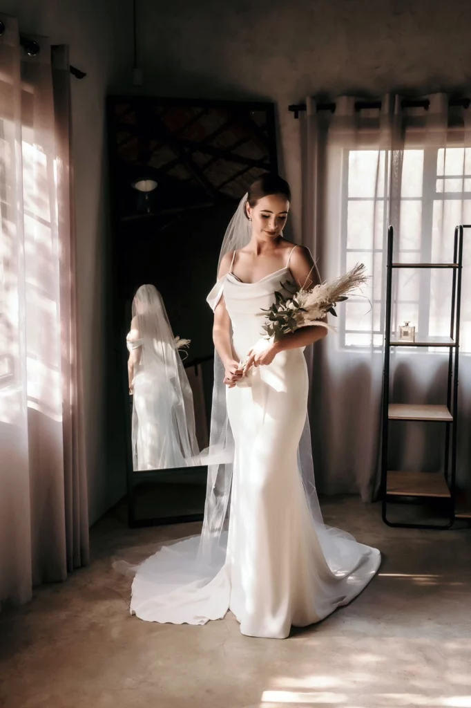 featherwood-farm-wedding-bride-getting-ready
