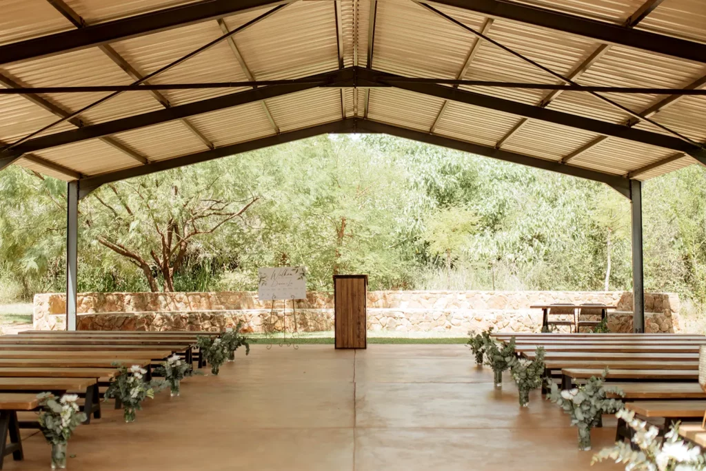 featherwood-farm-wedding-ceremony-venue