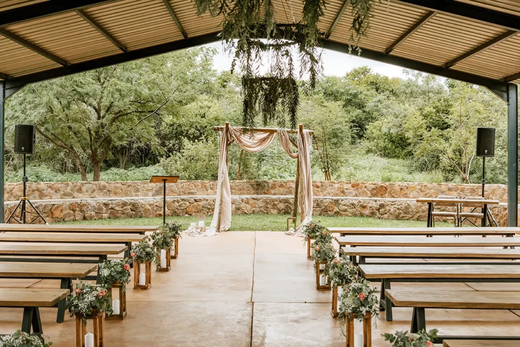 featherwood-farm-wedding-ceremony-venue-2